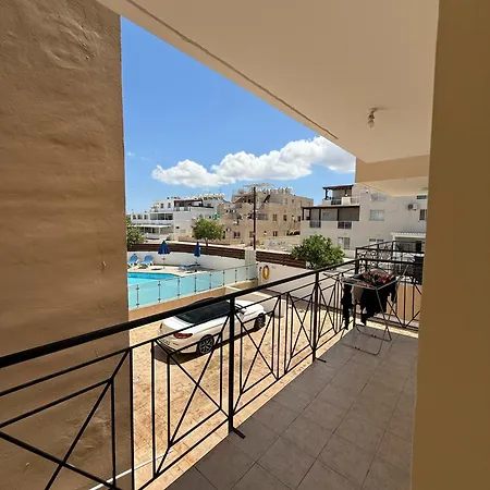 Апартаменты Kapparis Pleasure Familly Lounge Паралимни